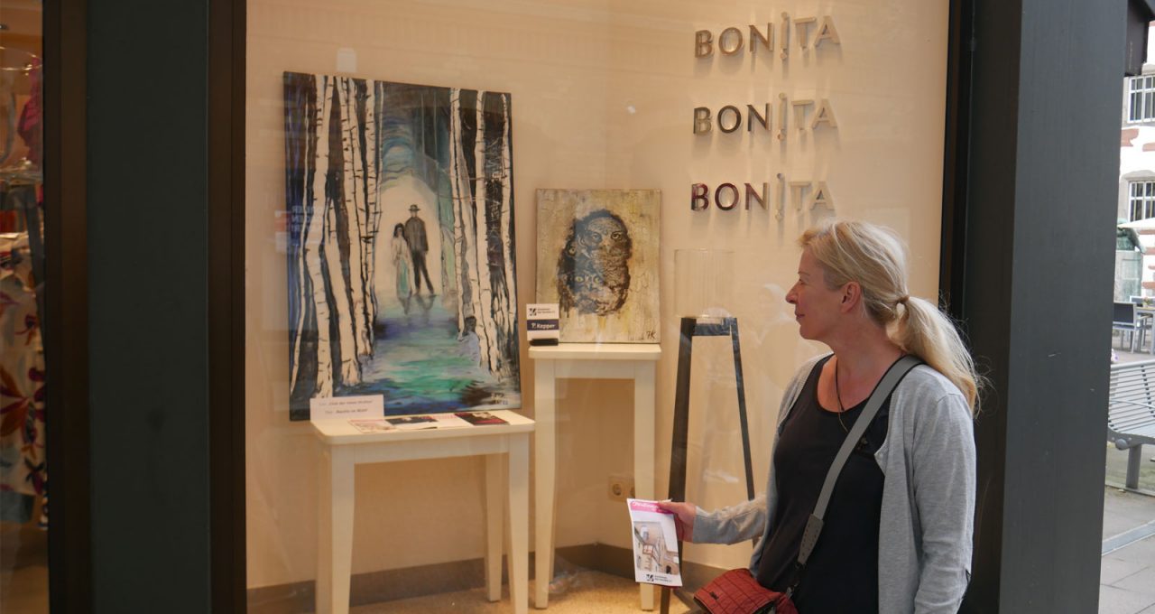 Schaufenstergalerie-zur-Festspielzeit-2023-11