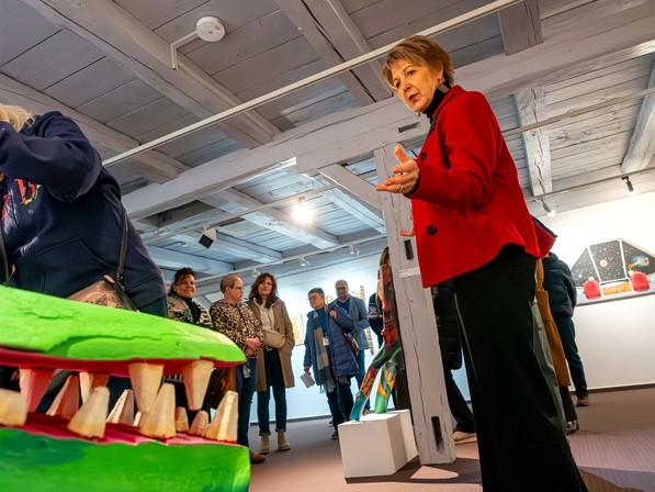 Vernissage und Rundgang mit den Künstlerinnen und Künstlern zur Ausstellung Normal ist mir egal